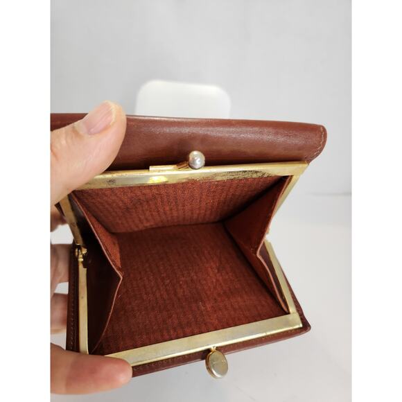 VINTAGE Salvatore Ferragamo Vara brown Kisslock Trifold Wallet Gold‎ hardware - Picture 10 of 12